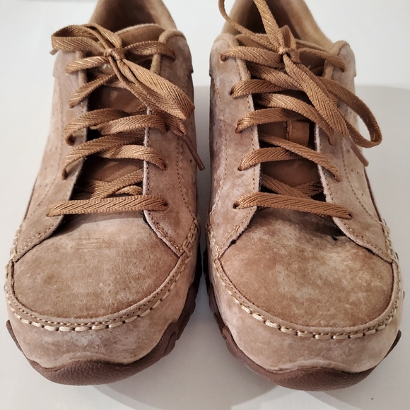SKECHERS Women 9 Brown Suede Relaxed Fit Air Cooled 44703 Comfort Shoes Lace Up - Picture 4 of 16